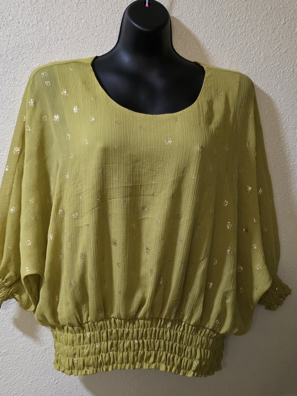 Vince Camuto Light Green Metallic Dot Balloon Sleeve Tunic